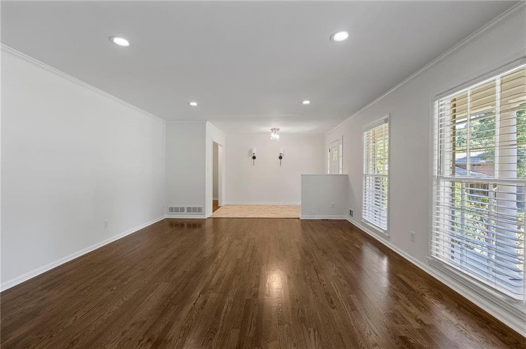 4 bedroom, 3 bathroom, 3,168 sq ft single family residence for sale at 3434 Palace Court, Tucker, GA 30084 — photo 9