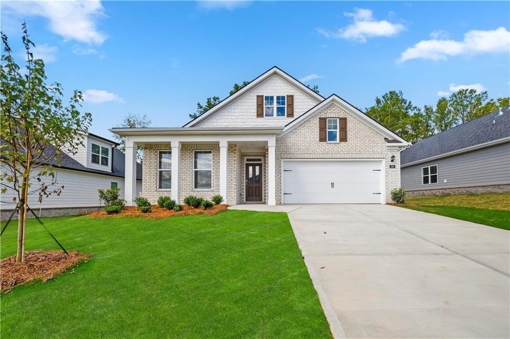 3 bedroom, 2 bathroom, 1,883 sq ft single family residence for sale at 560 Parnassus Road, Locust Grove, GA 30248
