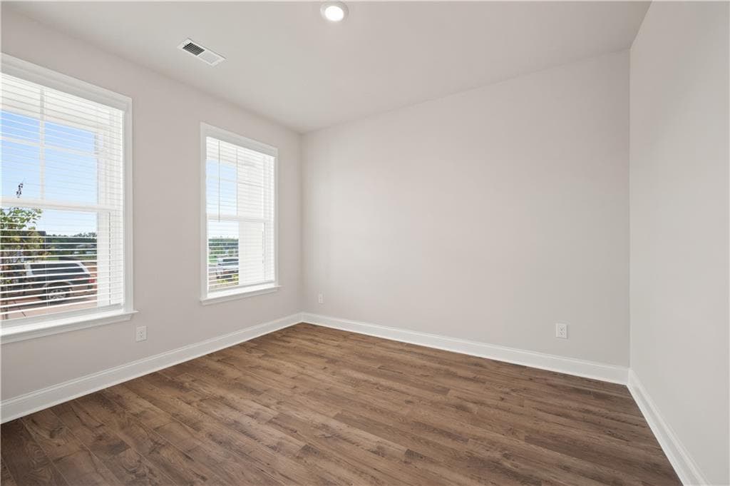 3 bedroom, 2 bathroom, 1,883 sq ft single family residence for sale at 560 Parnassus Road, Locust Grove, GA 30248 — photo 3