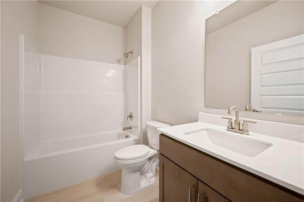 3 bedroom, 2 bathroom, 1,883 sq ft single family residence for sale at 560 Parnassus Road, Locust Grove, GA 30248 — photo 4