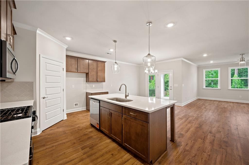3 bedroom, 2 bathroom, 1,883 sq ft single family residence for sale at 560 Parnassus Road, Locust Grove, GA 30248 — photo 8
