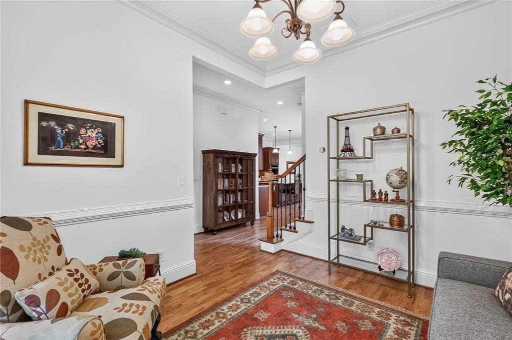 3 bedroom, 4 bathroom, 2,403 sq ft single family residence under contract at 2058 Heathermere Way, Roswell, GA 30075 — photo 4