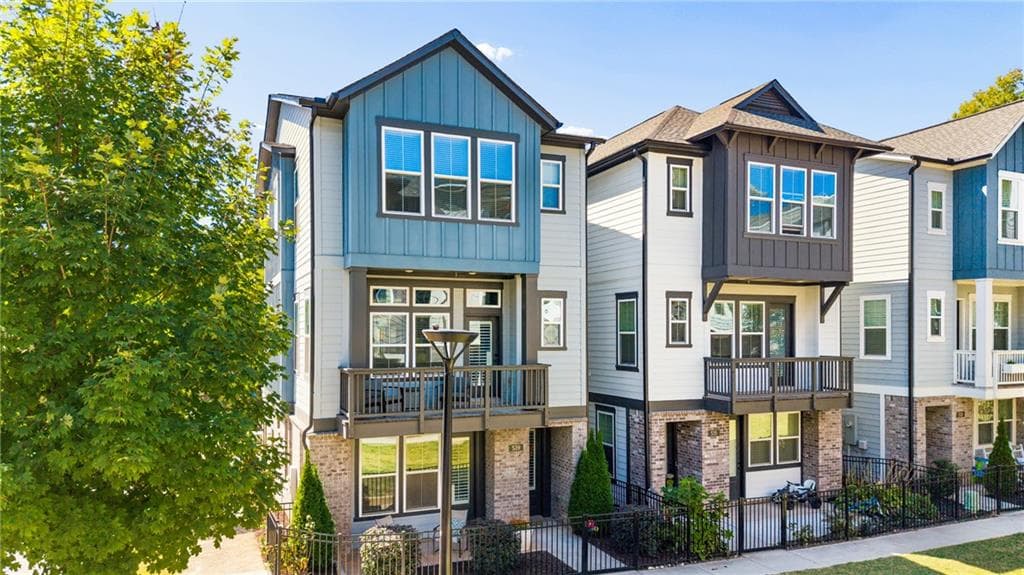 4 bedroom, 4 bathroom, 2,741 sq ft single family residence for sale at 539 Hargrove Lane, Decatur, GA 30030