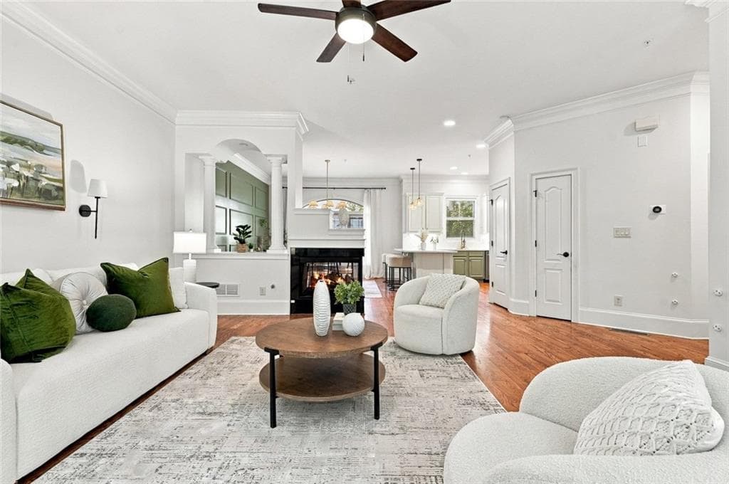 3 bedroom, 4 bathroom, 2,402 sq ft townhouse for sale at 934 Delaronde Court, Sandy Springs, GA 30328 — photo 10
