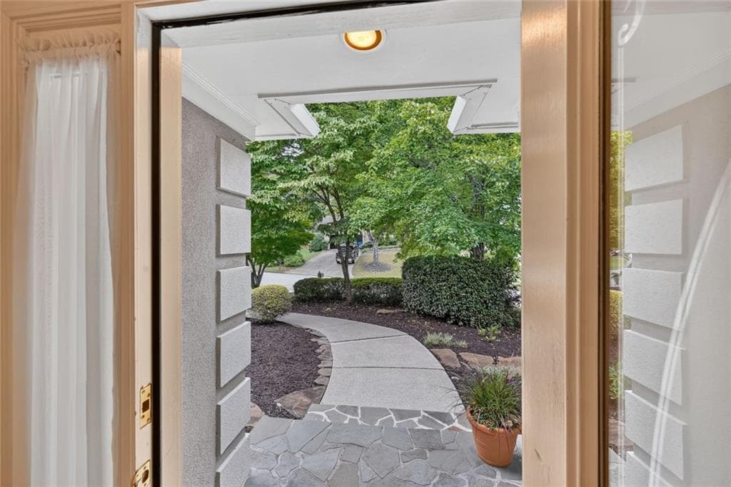 3 bedroom, 3 bathroom, 3,938 sq ft single family residence for sale at 3970 Bridlewood Drive, Duluth, GA 30096 — photo 2