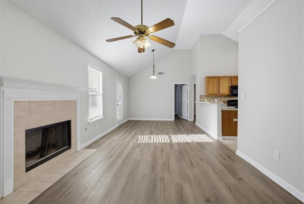 3 bedroom, 2 bathroom, 1,116 sq ft single family residence for sale at 1483 Waterton Trail, Douglasville, GA 30134 — photo 5