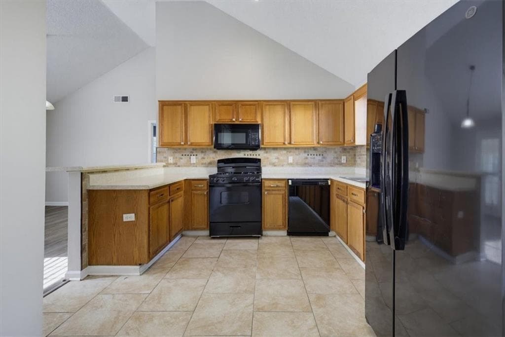 3 bedroom, 2 bathroom, 1,116 sq ft single family residence for sale at 1483 Waterton Trail, Douglasville, GA 30134 — photo 8