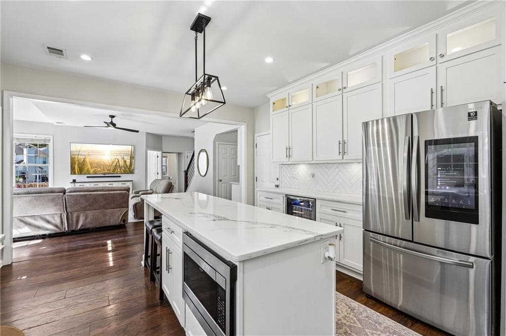 4 bedroom, 3 bathroom, 2,513 sq ft single family residence for sale at 5052 Raventhorpe Court, Suwanee, GA 30024 — photo 10