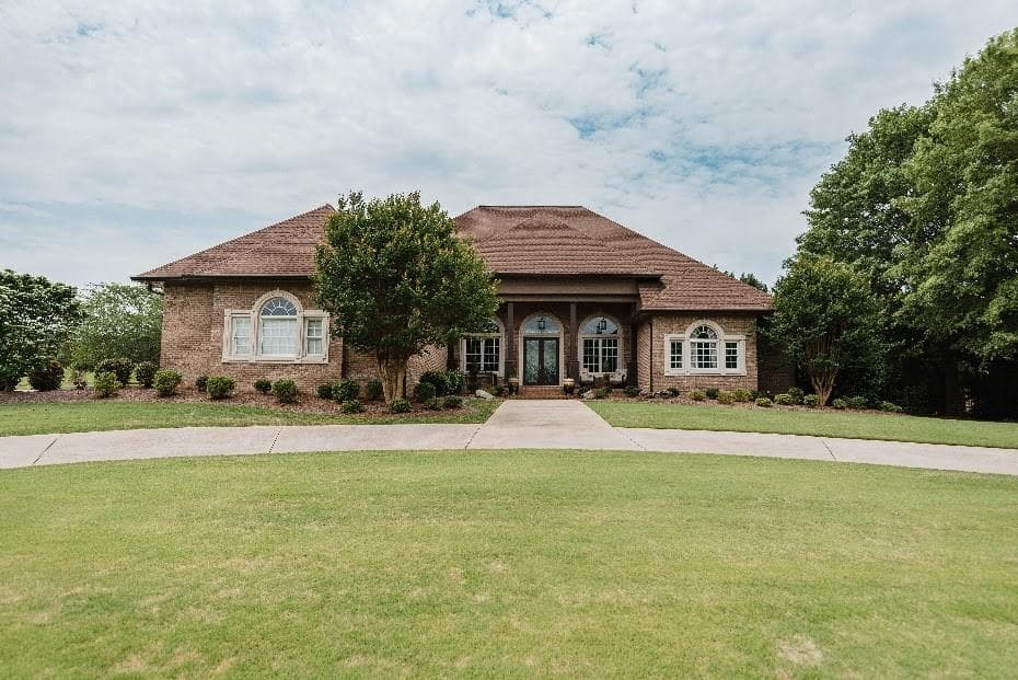 4 bedroom, 4 bathroom, 4,727 sq ft single family residence for sale at 605 Birkdale Boulevard, Carrollton, GA 30116
