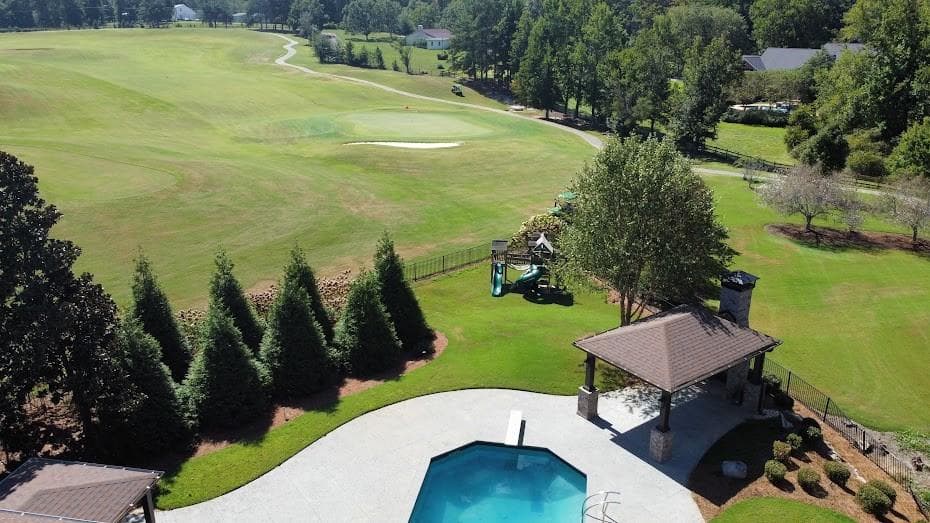 4 bedroom, 4 bathroom, 4,727 sq ft single family residence for sale at 605 Birkdale Boulevard, Carrollton, GA 30116 — photo 7