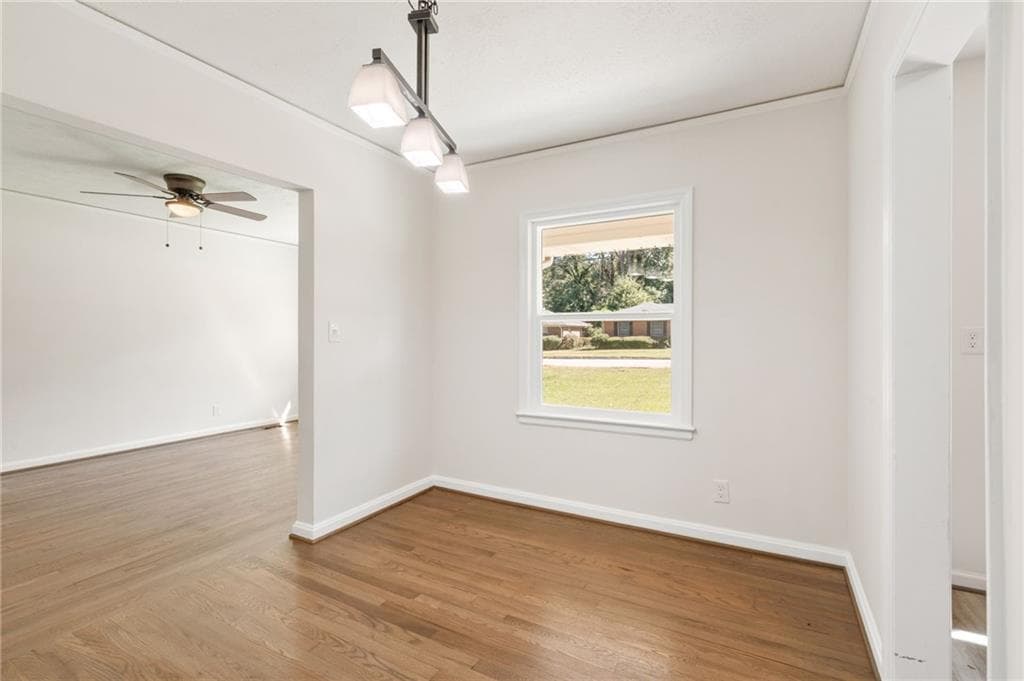 3 bedroom, 2 bathroom, 1,400 sq ft single family residence for rent at 2465 Wood Valley Drive, East Point, GA 30344 for $2,100 a month — photo 4