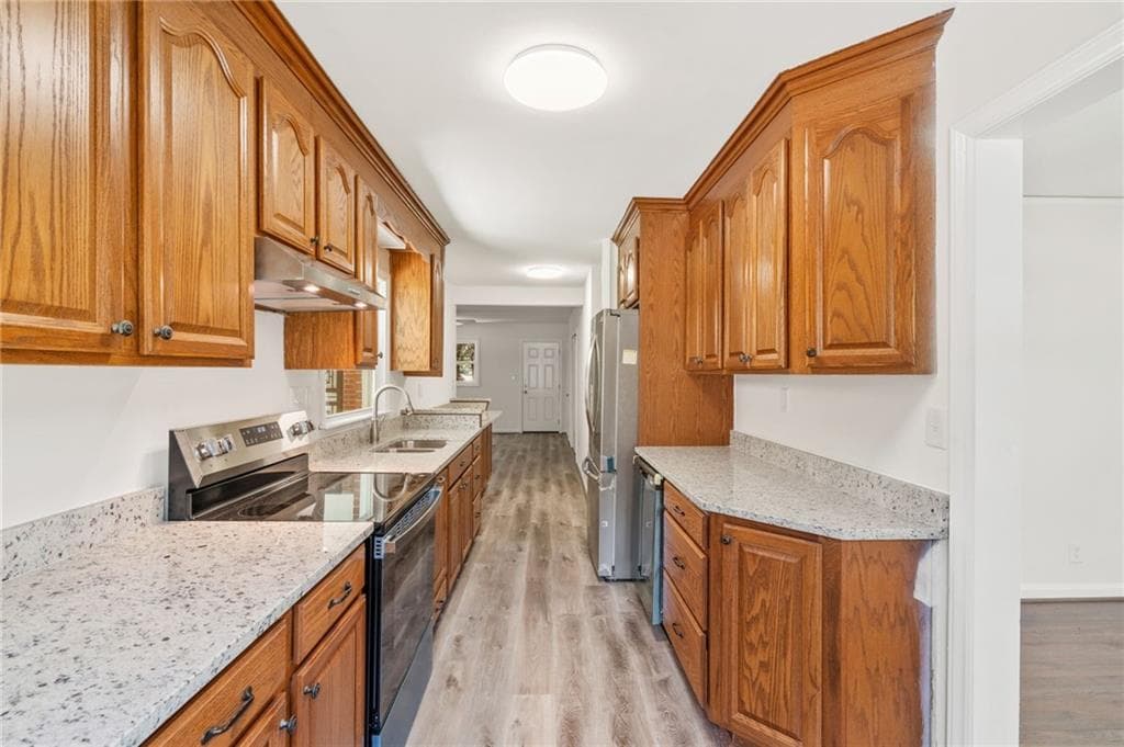 3 bedroom, 2 bathroom, 1,400 sq ft single family residence for rent at 2465 Wood Valley Drive, East Point, GA 30344 for $2,100 a month — photo 5