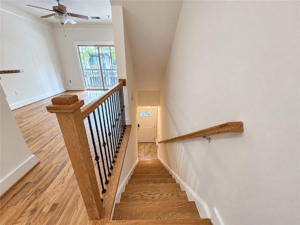 2 bedroom, 3 bathroom, 1,239 sq ft townhouse for sale at 216 Semel Drive 360, Atlanta, GA 30309 — photo 3