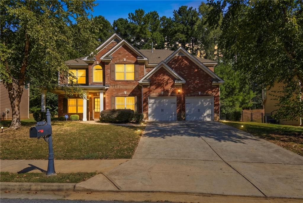 5 bedroom, 4 bathroom, 3,890 sq ft single family residence for sale at 139 Fairway Drive, Acworth, GA 30101 — photo 2
