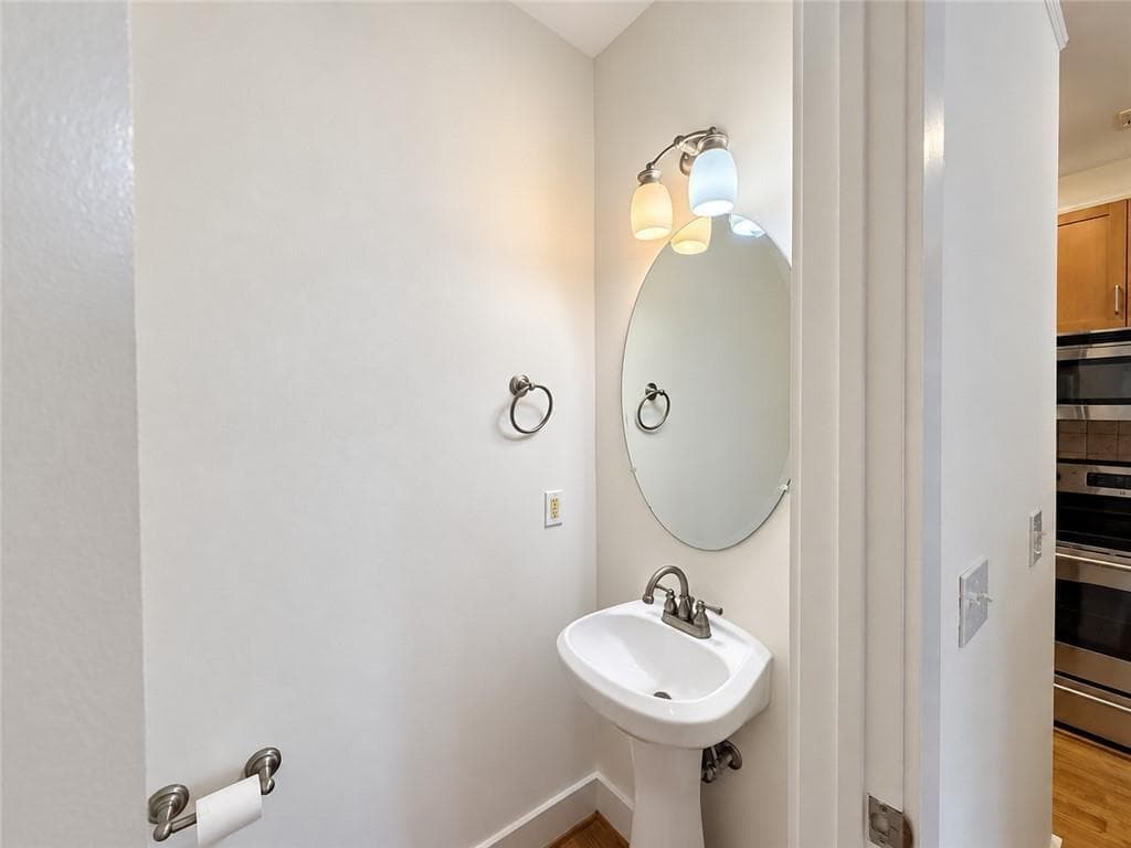 2 bedroom, 3 bathroom, 1,239 sq ft townhouse for sale at 216 Semel Drive 360, Atlanta, GA 30309 — photo 10