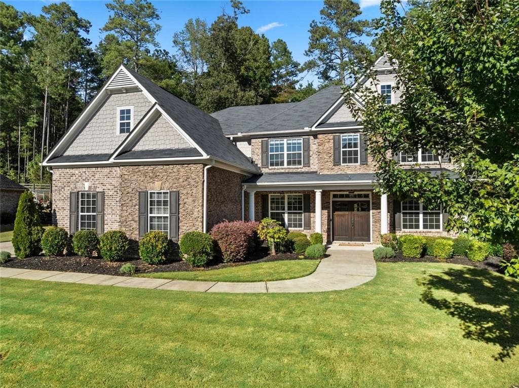 5 bedroom, 4 bathroom, 3,871 sq ft single family residence for sale at 6660 Canyon Cove, Cumming, GA 30028 — photo 6