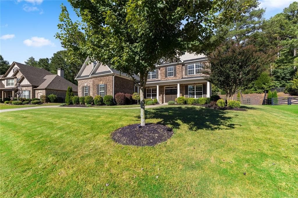 5 bedroom, 4 bathroom, 3,871 sq ft single family residence for sale at 6660 Canyon Cove, Cumming, GA 30028 — photo 7