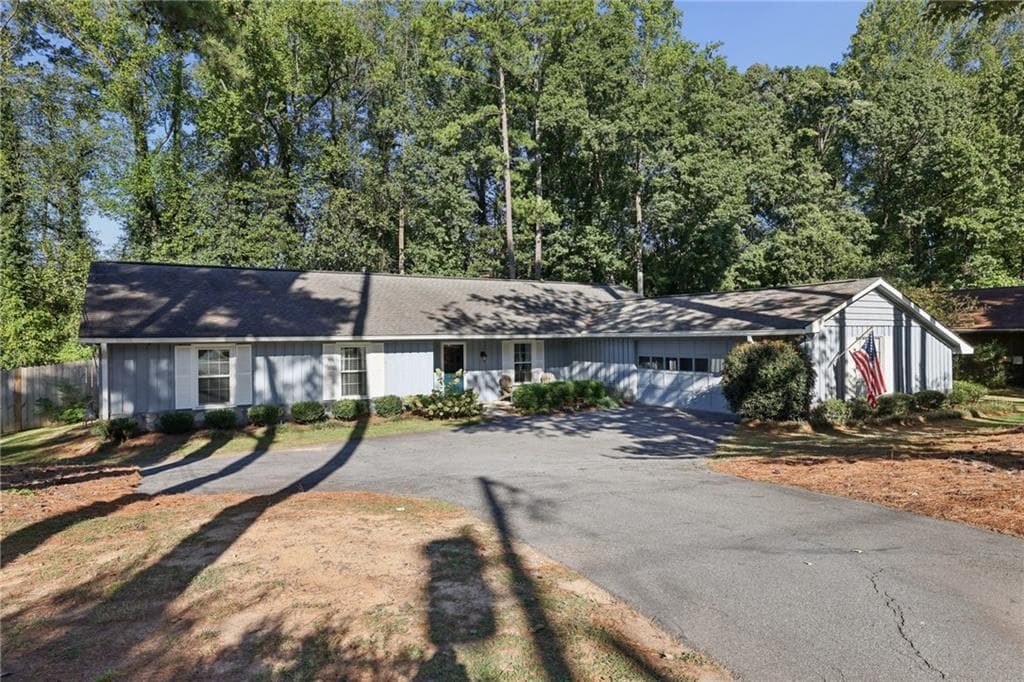 3 bedroom, 3 bathroom, 2,104 sq ft single family residence for sale at 2862 Dunnington Circle, Atlanta, GA 30341