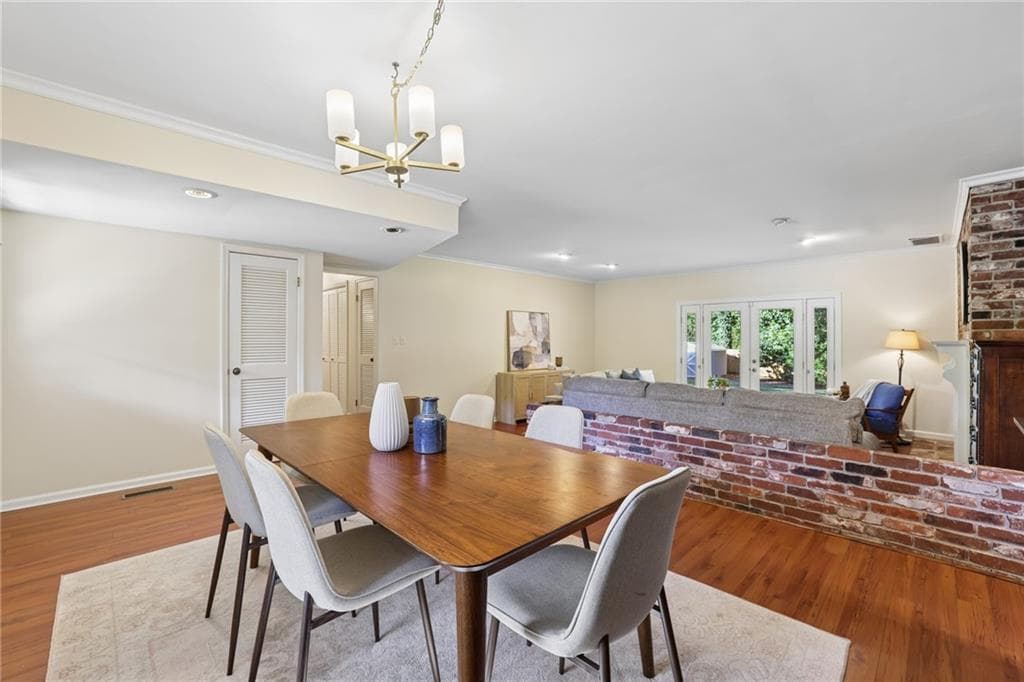 3 bedroom, 3 bathroom, 2,104 sq ft single family residence for sale at 2862 Dunnington Circle, Atlanta, GA 30341 — photo 8