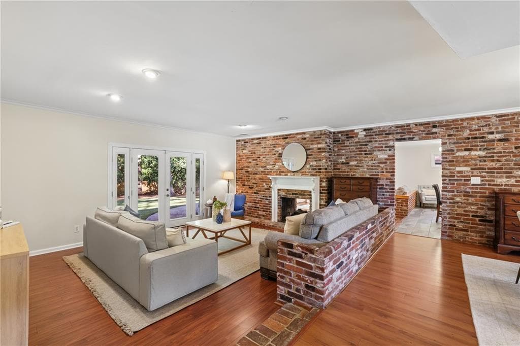 3 bedroom, 3 bathroom, 2,104 sq ft single family residence for sale at 2862 Dunnington Circle, Atlanta, GA 30341 — photo 10
