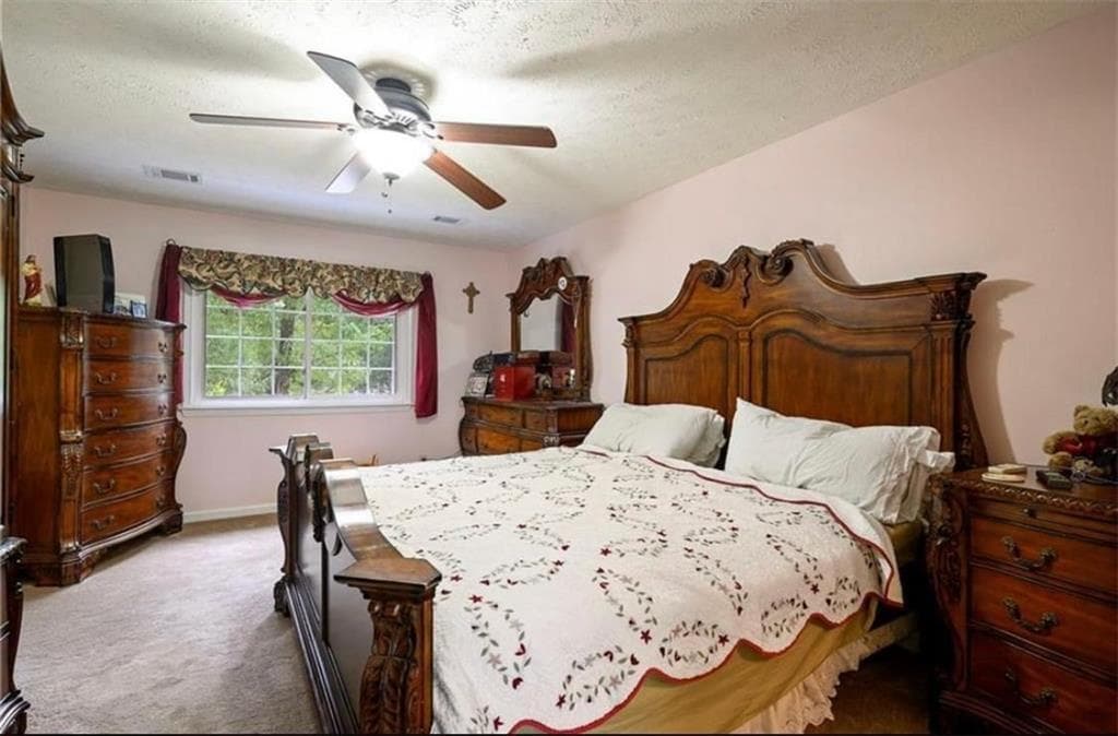 3 bedroom, 3 bathroom, 2,024 sq ft single family residence for sale at 2724 Amber Springs Way, Buford, GA 30519 — photo 7