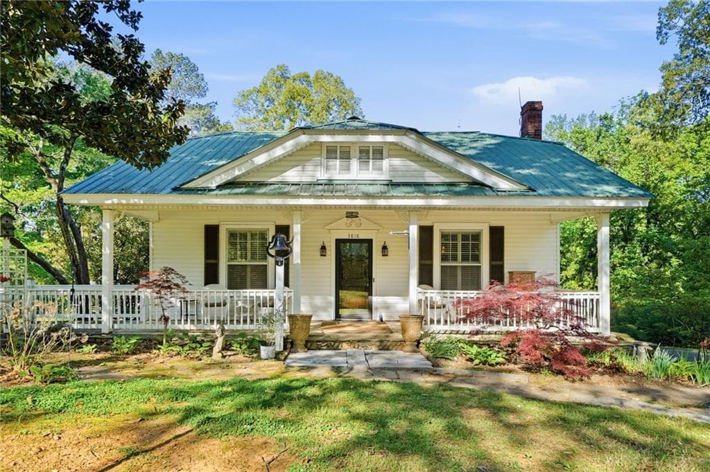 3 bedroom, 2 bathroom, 1,918 sq ft single family residence for sale at 3818 Highway 53, Jasper, GA 30143 — photo 4