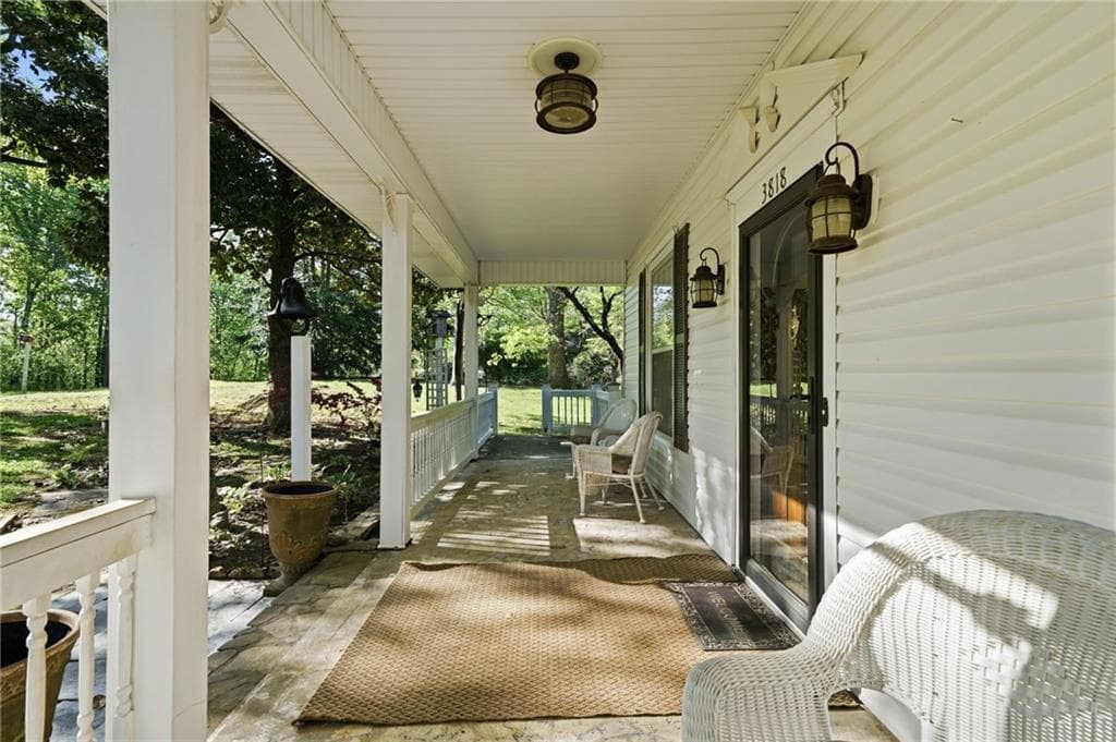 3 bedroom, 2 bathroom, 1,918 sq ft single family residence for sale at 3818 Highway 53, Jasper, GA 30143 — photo 5