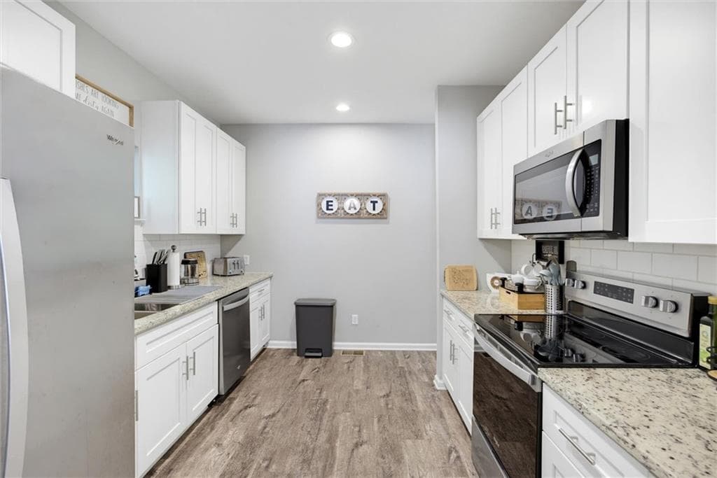 4 bedroom, 3 bathroom, 2,150 sq ft single family residence for sale at 1853 North Avenue, Atlanta, GA 30318 — photo 10