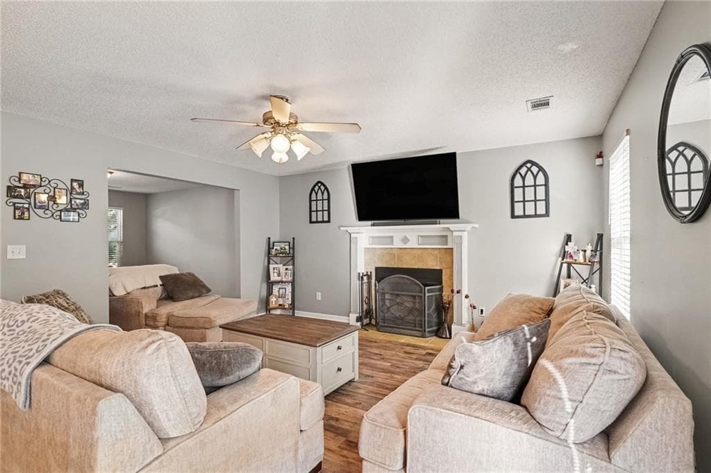 4 bedroom, 3 bathroom, 2,610 sq ft single family residence for sale at 614 Tranquillity Way, Mcdonough, GA 30252 — photo 2