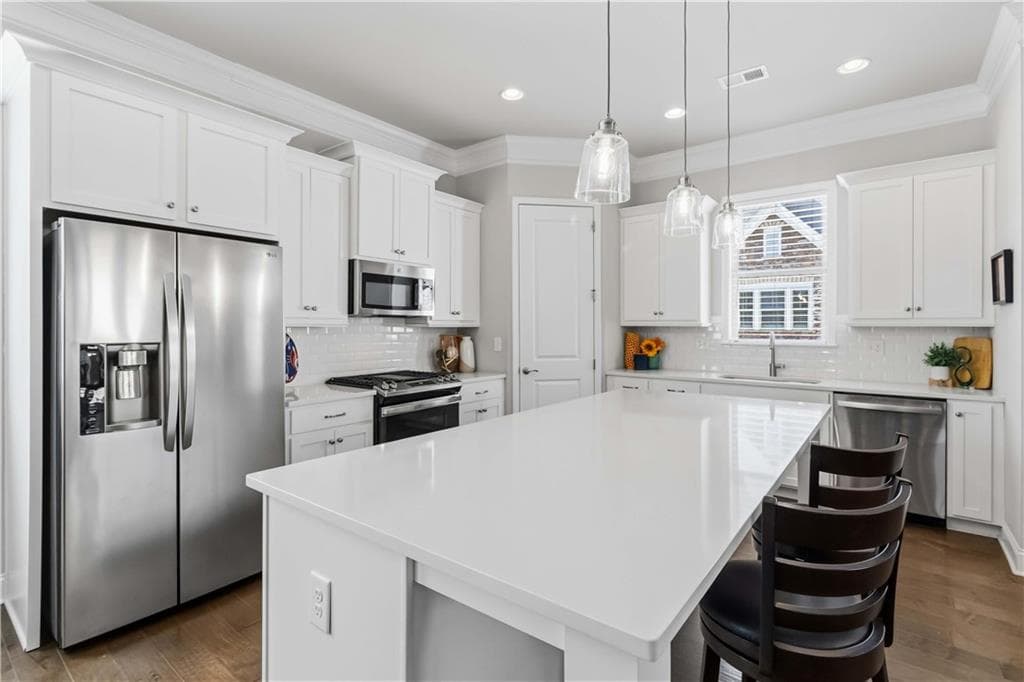 3 bedroom, 3 bathroom, 2,575 sq ft single family residence for sale at 2168 Capers Drive, Marietta, GA 30064 — photo 10
