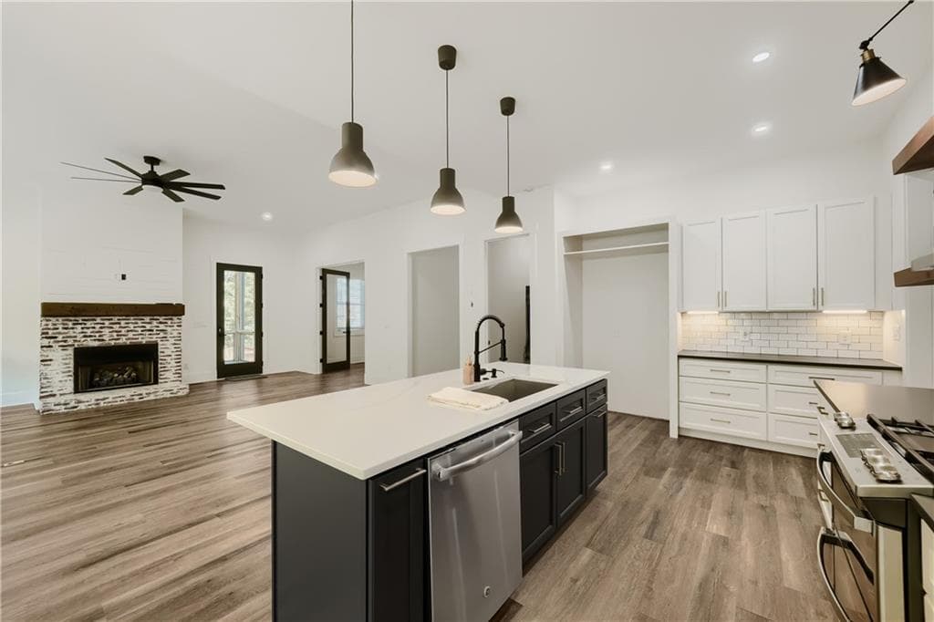 5 bedroom, 4 bathroom, 2,887 sq ft single family residence for sale at 84 Timber Walk, Dawsonville, GA 30534 — photo 5