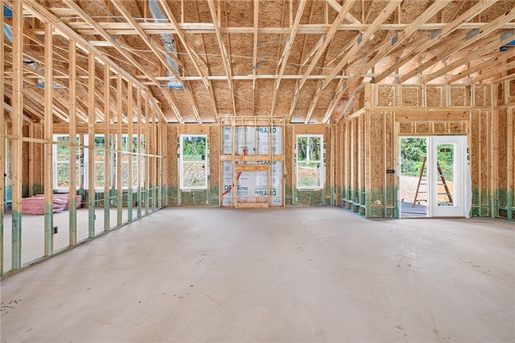 3 bedroom, 2 bathroom, 1,861 sq ft single family residence for sale at 2008 Oconee Bluff Drive, Athens, GA 30601 — photo 5