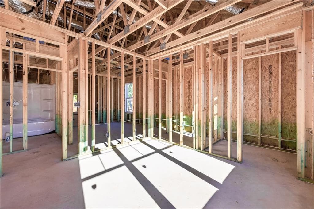 3 bedroom, 2 bathroom, 1,861 sq ft single family residence for sale at 2008 Oconee Bluff Drive, Athens, GA 30601 — photo 10
