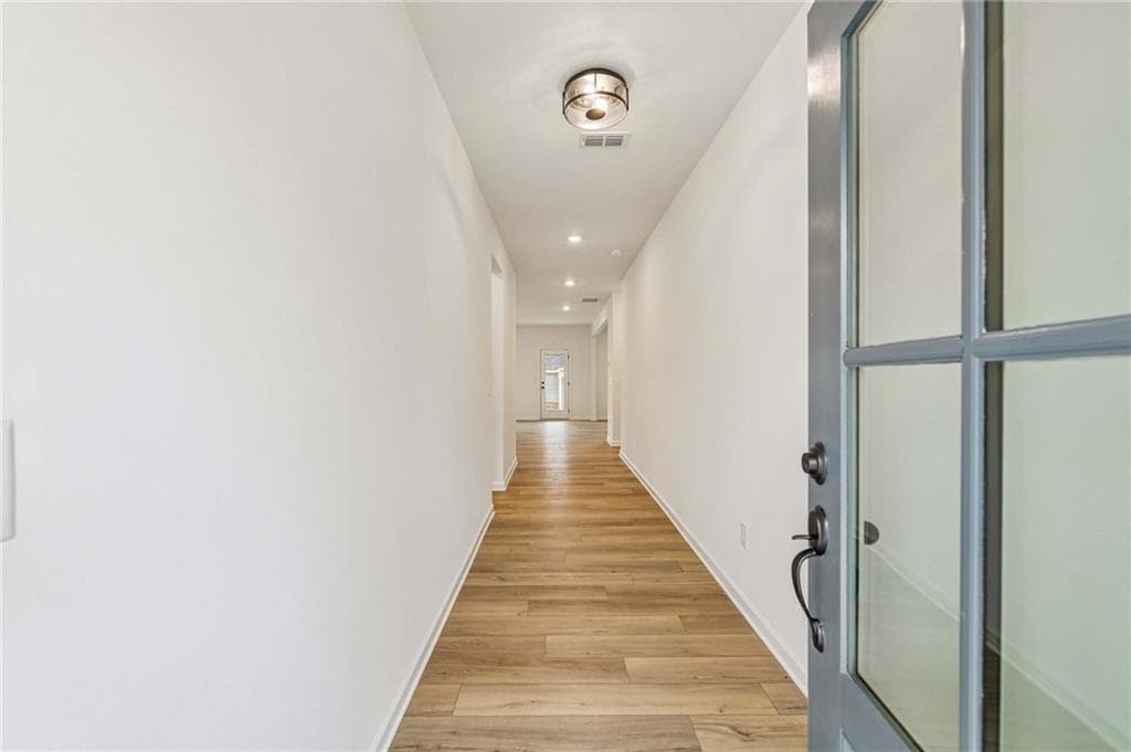 5 bedroom, 4 bathroom, 2,843 sq ft single family residence for sale at 5452 Hargrove Way, Flowery Branch, GA 30542 — photo 4