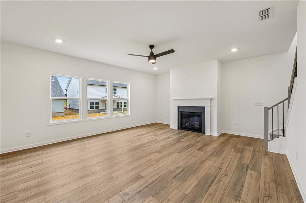 5 bedroom, 4 bathroom, 2,843 sq ft single family residence for sale at 5452 Hargrove Way, Flowery Branch, GA 30542 — photo 5