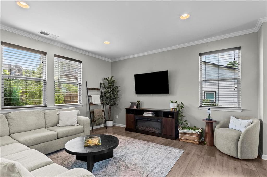 3 bedroom, 3 bathroom, 1,897 sq ft single family residence for sale at 501 Rokeby Drive, Woodstock, GA 30188 — photo 8