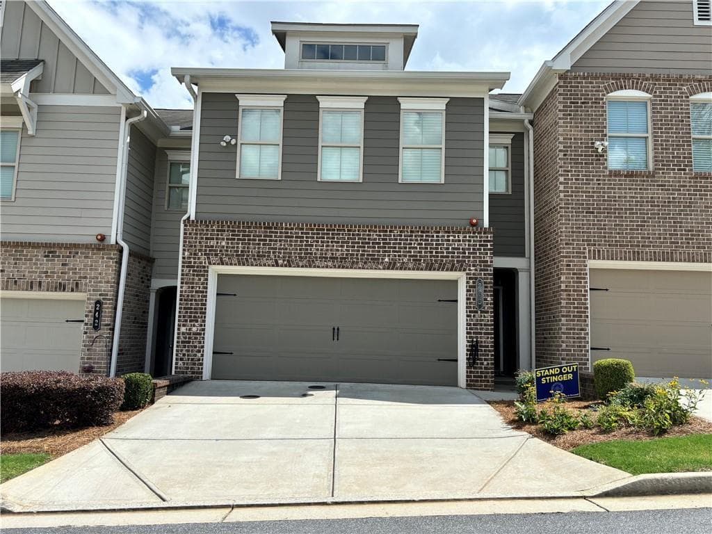 3 bedroom, 3 bathroom, 2,088 sq ft townhouse for rent at 238 Alday Lane, Marietta, GA 30060 for $2,800 a month — photo 1 of 14