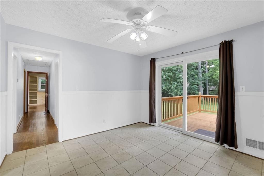 3 bedroom, 2 bathroom, 1,610 sq ft single family residence for sale at 1563 Rockbridge Road, Stone Mountain, GA 30087 — photo 3