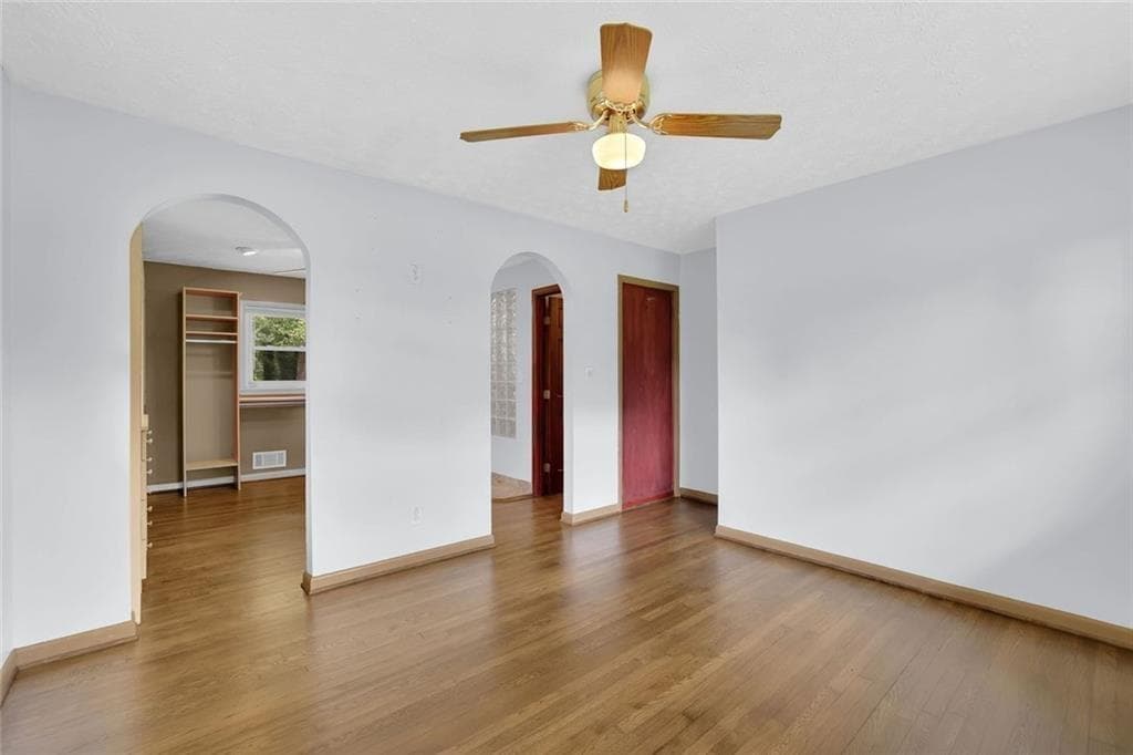 3 bedroom, 2 bathroom, 1,610 sq ft single family residence for sale at 1563 Rockbridge Road, Stone Mountain, GA 30087 — photo 10