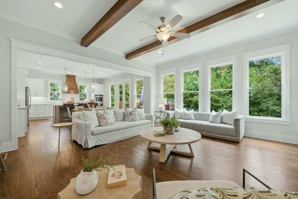 6 bedroom, 5 bathroom, 5,152 sq ft single family residence for sale at 1272 Kingsview Circle, Smyrna, GA 30080 — photo 6