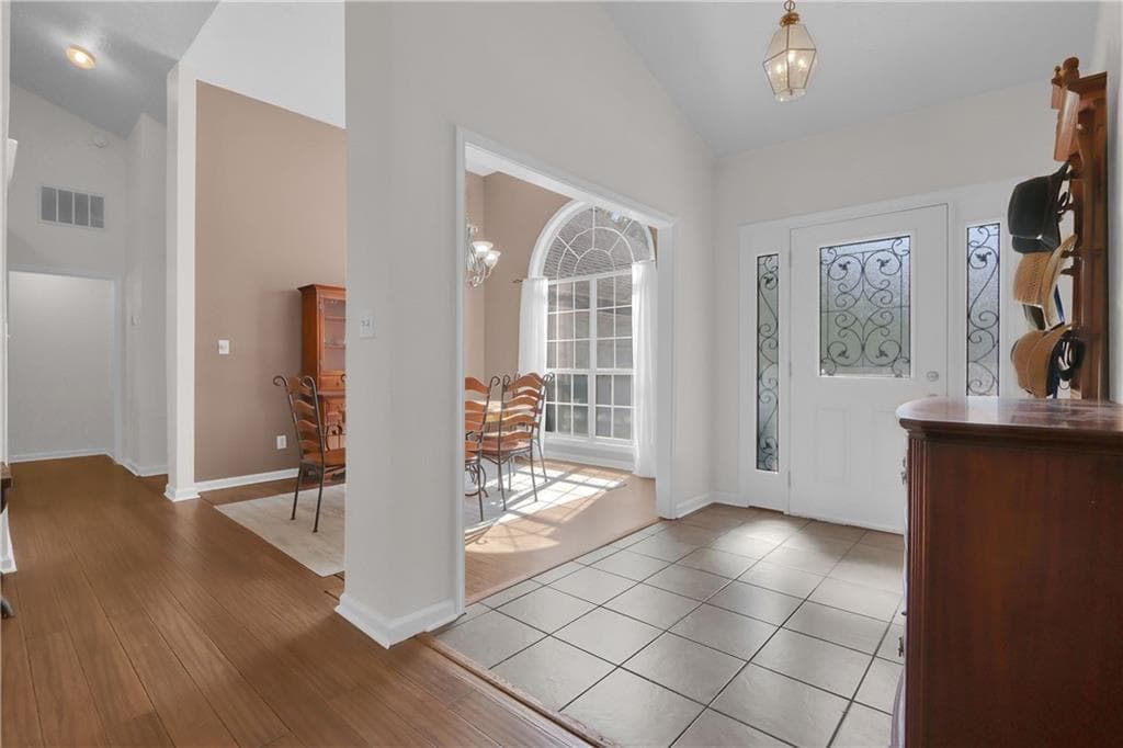 3 bedroom, 2 bathroom, 1,704 sq ft single family residence for sale at 183 Brook Lea Cove Cove, Lawrenceville, GA 30044 — photo 3