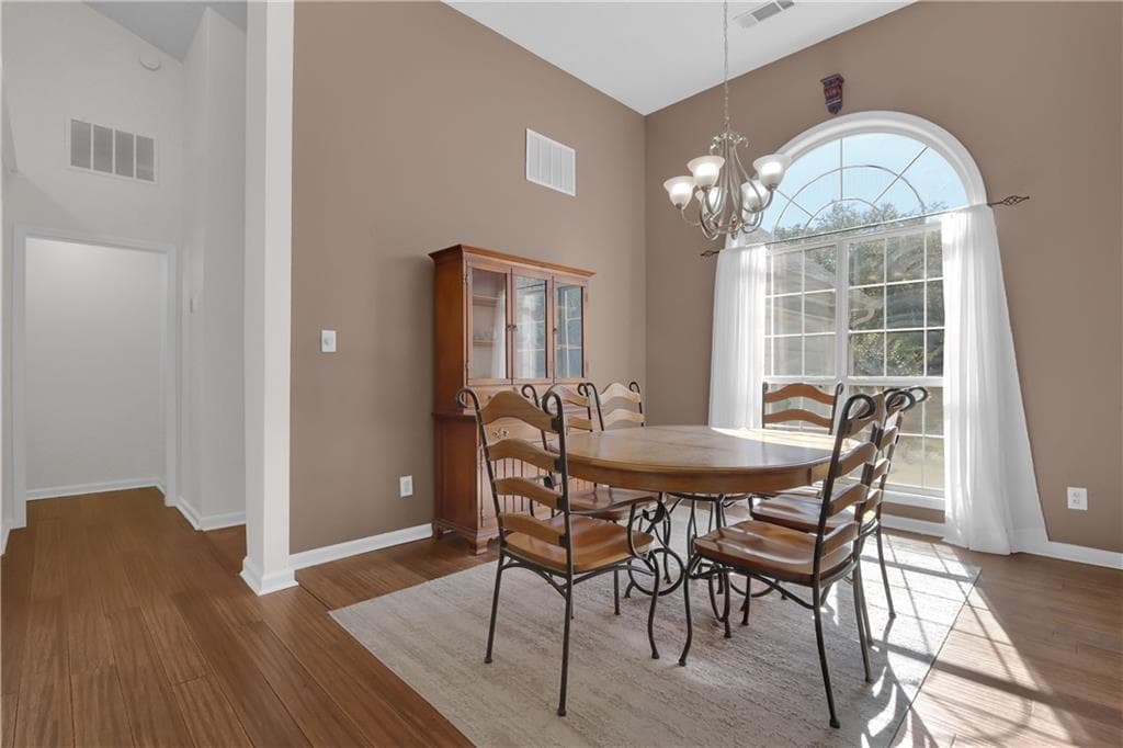 3 bedroom, 2 bathroom, 1,704 sq ft single family residence for sale at 183 Brook Lea Cove Cove, Lawrenceville, GA 30044 — photo 4
