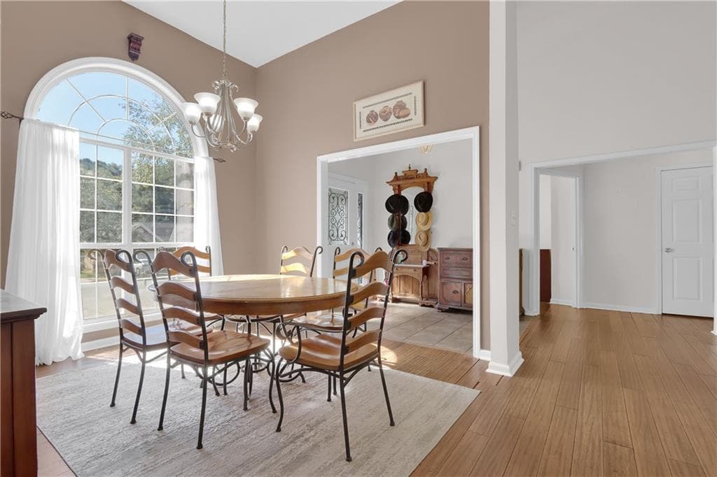 3 bedroom, 2 bathroom, 1,704 sq ft single family residence for sale at 183 Brook Lea Cove Cove, Lawrenceville, GA 30044 — photo 5