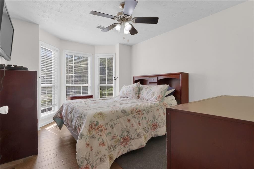 3 bedroom, 2 bathroom, 1,704 sq ft single family residence for sale at 183 Brook Lea Cove Cove, Lawrenceville, GA 30044 — photo 9