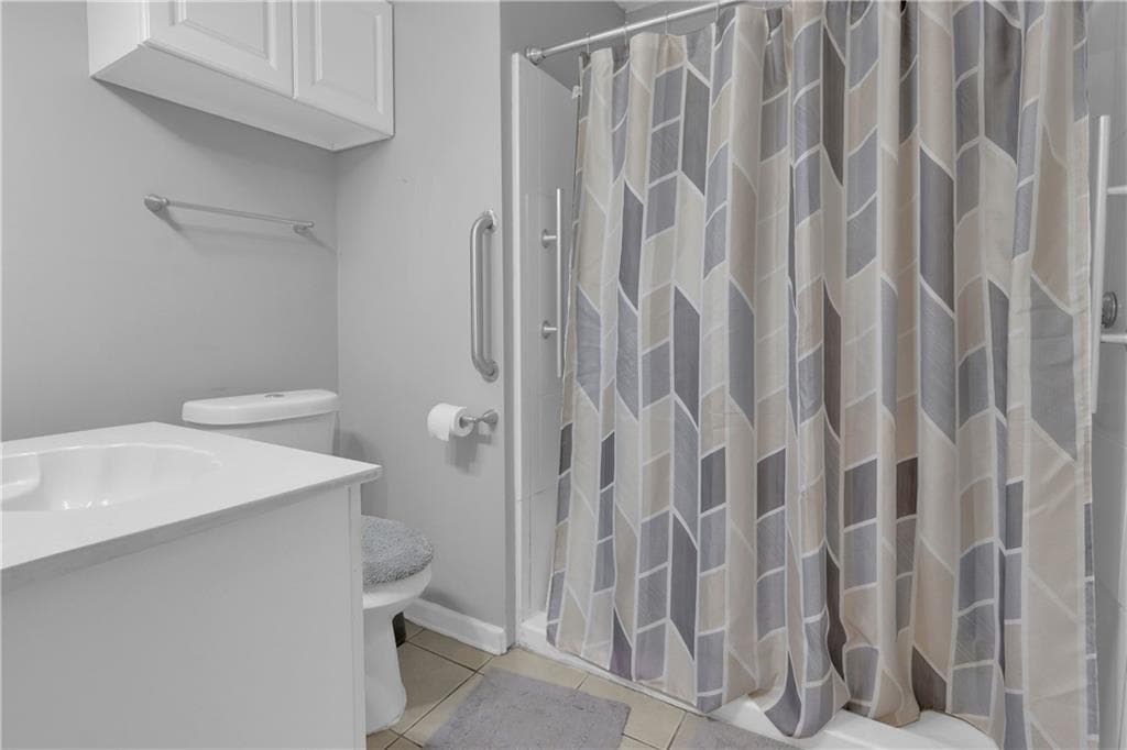 3 bedroom, 2 bathroom, 1,704 sq ft single family residence for sale at 183 Brook Lea Cove Cove, Lawrenceville, GA 30044 — photo 10