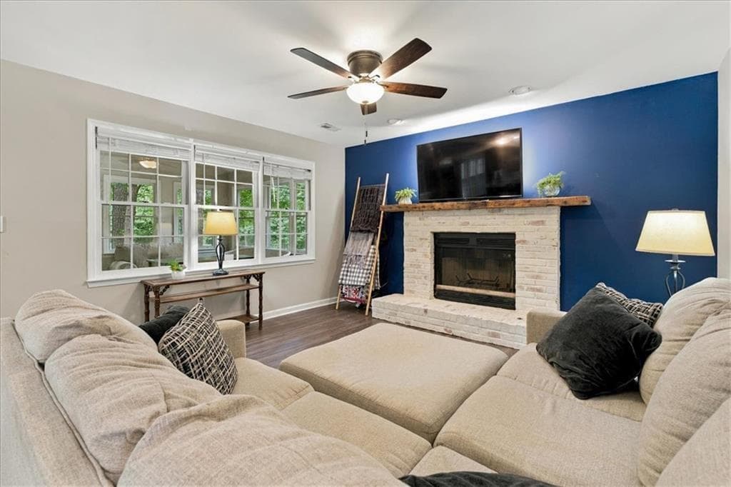 4 bedroom, 3 bathroom, 3,157 sq ft single family residence for sale at 1411 Milford Chase Court, Marietta, GA 30008 — photo 3