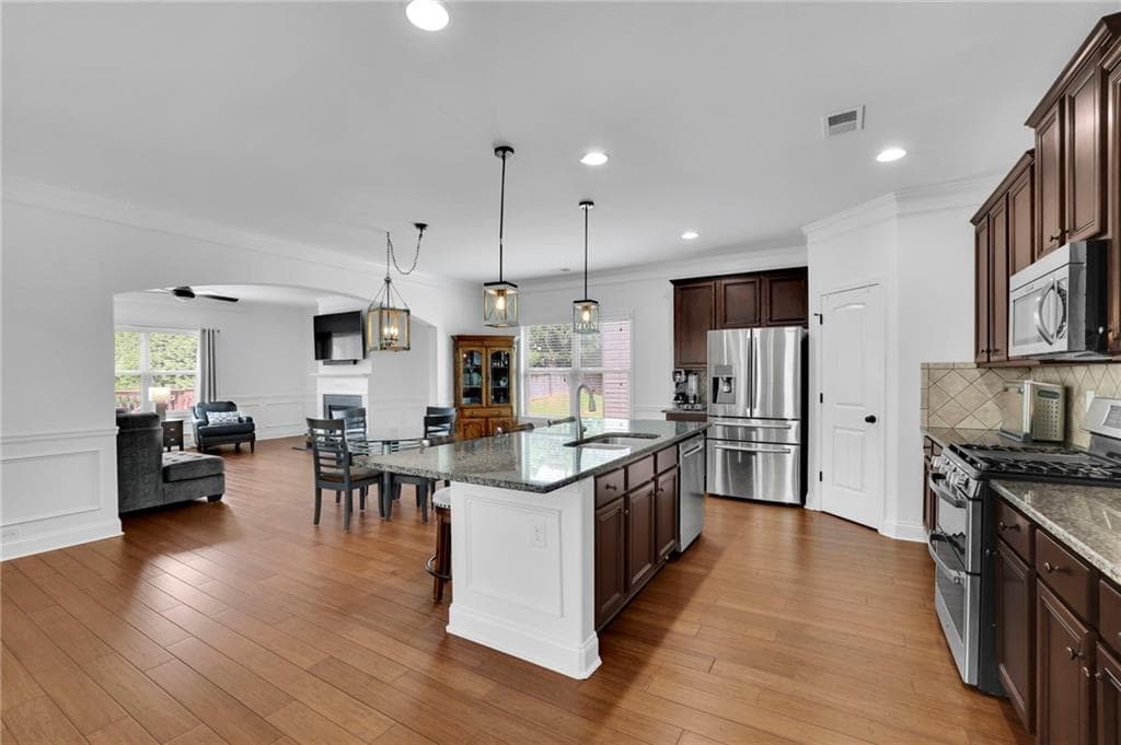 5 bedroom, 6 bathroom, 4,667 sq ft single family residence for sale at 4815 Wilshire Crossing, Cumming, GA 30040 — photo 9