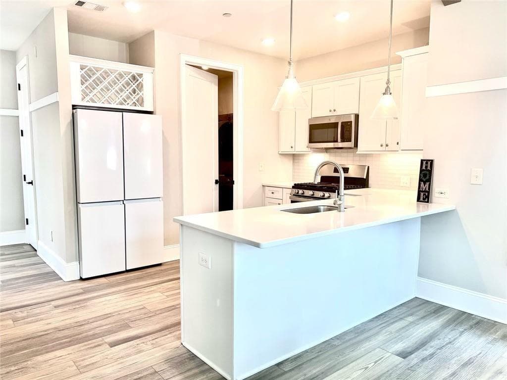 3 bedroom, 4 bathroom, 1,488 sq ft single family residence for sale at 1906 Galt Commons, Kennesaw, GA 30144 — photo 6