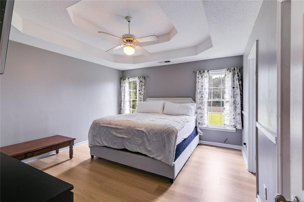 5 bedroom, 3 bathroom, 1,961 sq ft single family residence for sale at 4905 Martin Farms Road, Powder Springs, GA 30127 — photo 10