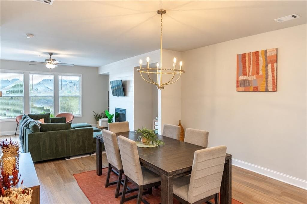 4 bedroom, 4 bathroom, 2,271 sq ft townhouse for sale at 1576 Gin Blossom Circle, Lawrenceville, GA 30045 — photo 9